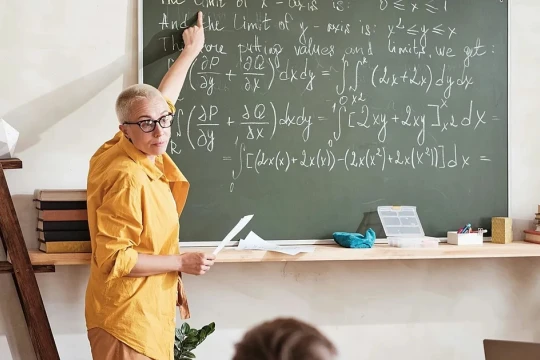 Giáo viên trẻ EU bỏ nghề ngày càng nhiều