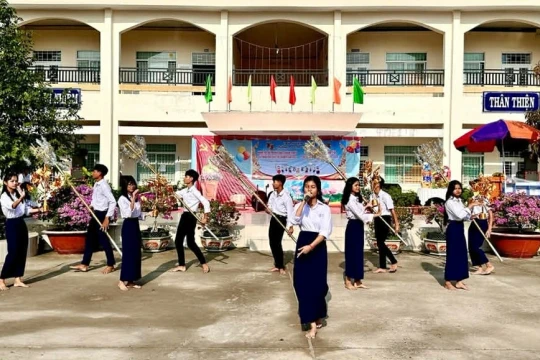 Nâng chuẩn trường dân tộc nội trú