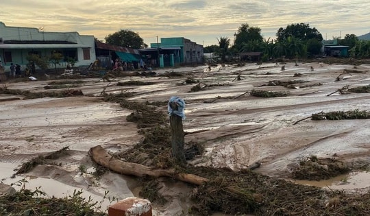 Ai là chủ hồ chứa nước bị vỡ gây lũ cuốn chết người ở Lâm Đồng khiến dư luận bức xúc?