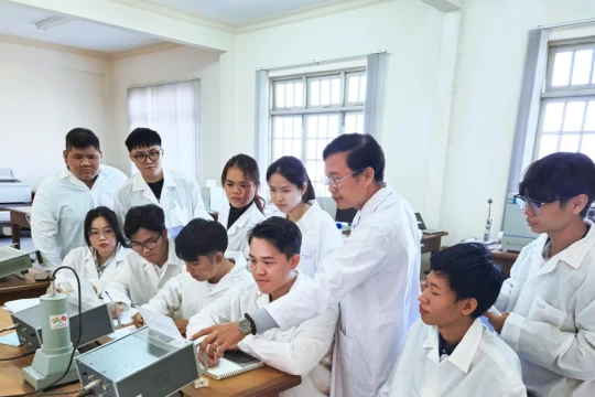 Chuyển dịch mô hình phát triển, xây dựng đại học tinh hoa