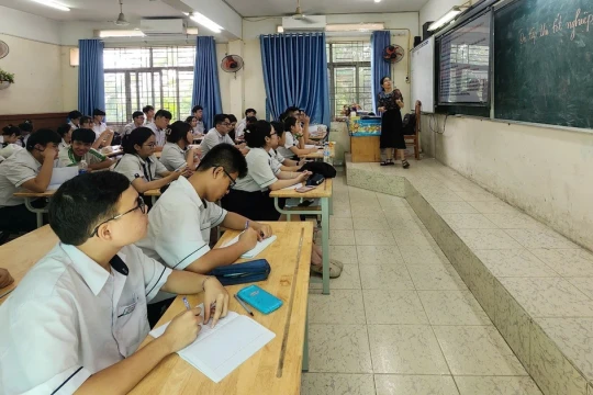 Dự thảo mới về dạy thêm, học thêm tại TPHCM: Rõ trách nhiệm, tăng giám sát