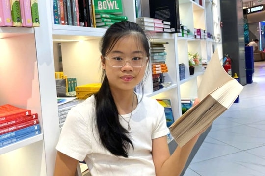 Cô bé 10 tuổi đạt 8.5 IELTS trong lần thi đầu tiên