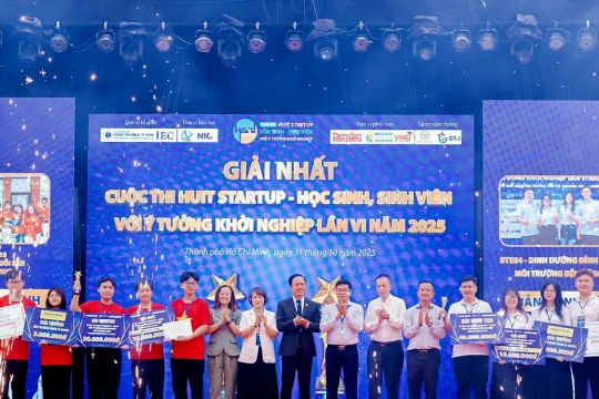 Học sinh An Giang đạt giải Nhất tại Cuộc thi HUIT Startup năm 2025