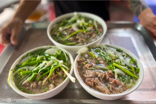 Tại sao đến mùa đông là bạn lại không thể ngừng ăn?