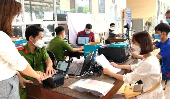 Từ 15/12, không thực hiện đúng quy định về cấp đổi thẻ căn cước sẽ bị phạt đến bao nhiêu tiền?