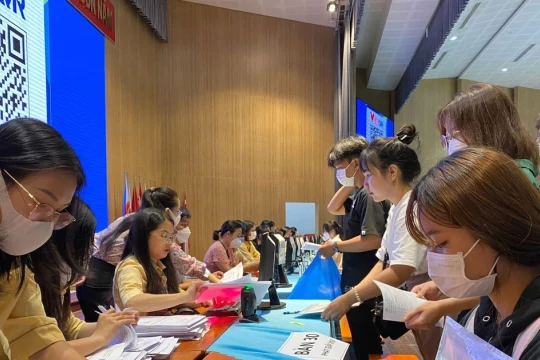 Đối tượng được giảm 50% học phí?