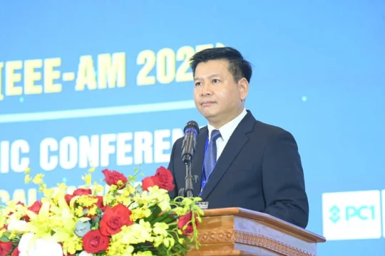 Khai mạc hội thảo quốc tế về môi trường và kỹ thuật điện