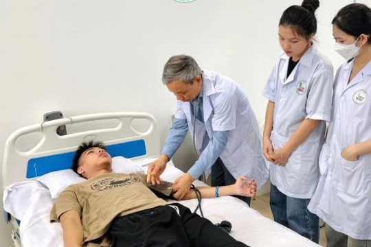 'Một chương trình - hai địa điểm': Kết nối giảng đường với doanh nghiệp