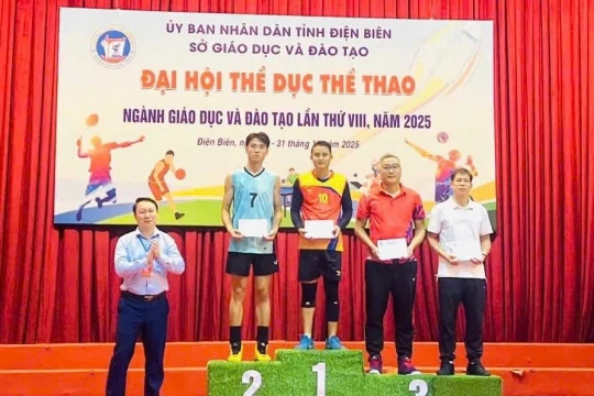 Thầy giáo Lê Thanh Hải – Niềm tự hào nơi cực Tây Bắc