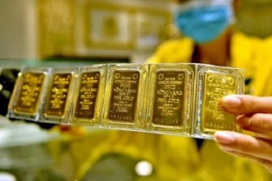 Giá vàng hôm nay 6/11 tiếp đà giảm 700 ngàn đồng, thế giới quay đầu tăng