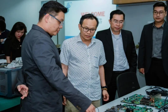 Nâng cao chất lượng nhân lực ngành vi mạch: Tăng tốc đào tạo 'thực chiến'