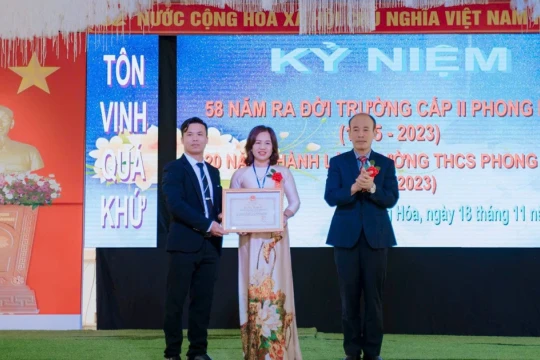 Ngôi trường ‘gieo hạt giống’ tri thức cho bao học sinh bên dòng sông Gianh