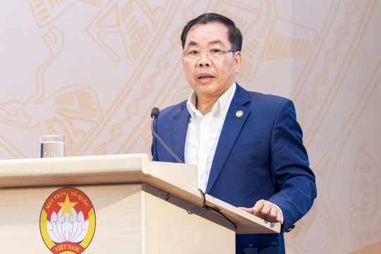 Đề xuất xây dựng bộ sách riêng cho học sinh giỏi