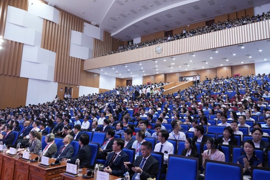 Giáo dục y học trong kỷ nguyên số: Có AI hỗ trợ, bác sĩ vẫn là trung tâm