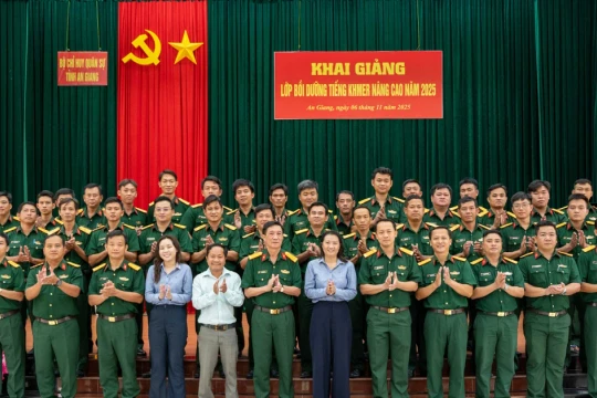 An Giang bồi dưỡng tiếng Khmer nâng cao trong lực lượng vũ trang