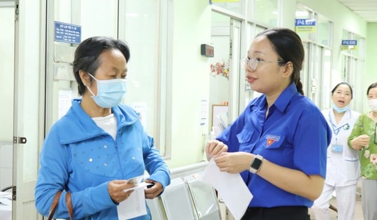 Nhiều cơ sở ngưng hợp đồng khám chữa bệnh BHYT, người dân TP HCM cần biết