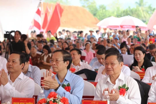 Ươm mầm tri thức nơi biên cương Tổ quốc