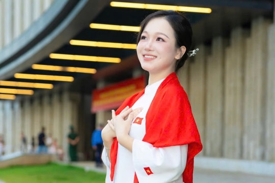 Cô gái là thủ khoa kép với 4 công bố quốc tế