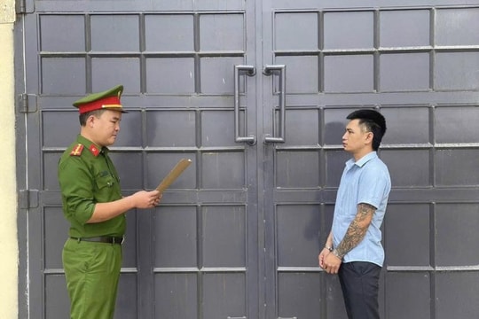 Giữ hộ 38 chỉ vàng khi đưa người đi cấp cứu, Hoàng Đình Đạt liền đem bán lấy 60 triệu đồng rồi cắt đứt liên lạc