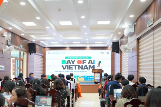 FPT School Hải Phòng tập huấn 'Day of AI Vietnam' cho gần 100 giáo viên