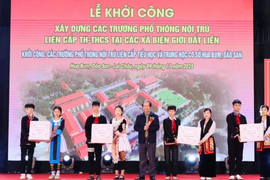 Nuôi dưỡng trí thức trẻ nơi 'phên giậu' Tổ quốc