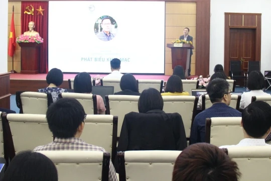 Ứng dụng AI trong dạy học: Cần khung năng lực chuẩn cho giáo viên