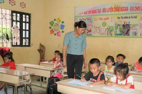 Bước tiến rõ rệt về chất lượng tiếng Việt của trẻ em dân tộc thiểu số Nghệ An