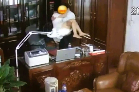 Vụ lộ clip người đàn ông ‘thân mật’ với nhiều phụ nữ: Có dấu hiệu của nhiều tội phạm khác nhau