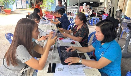 Từ 1/1/2026, người lao động có thể được hưởng trợ cấp thất nghiệp gần 320 triệu đồng