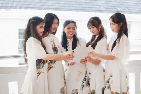 Xây dựng khung năng lực toàn diện cho sinh viên sư phạm