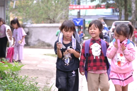 Lan tỏa giá trị nhân văn qua tác phẩm ‘Chắp cánh ước mơ học trò vùng cao’