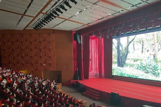 Hé lộ Ban giám khảo Liên hoan Phim Việt Nam lần thứ 24