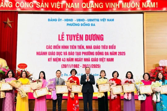 Phường Đống Đa tuyên dương các nhà giáo điển hình tiên tiến