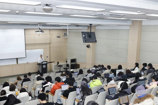 Gian lận trí tuệ nhân tạo trong tuyển sinh: Bài học đắt giá cho Hàn Quốc