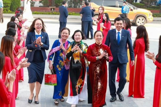 Bối cảnh xã hội biến đổi nhưng giá trị Ngày Nhà giáo Việt Nam vẫn tròn ý nghĩa