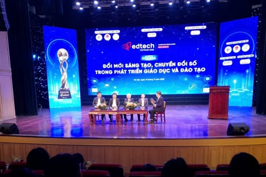 Hợp lực trí thức kiến tạo hệ tham chiếu quốc gia về chuyển đổi số giáo dục