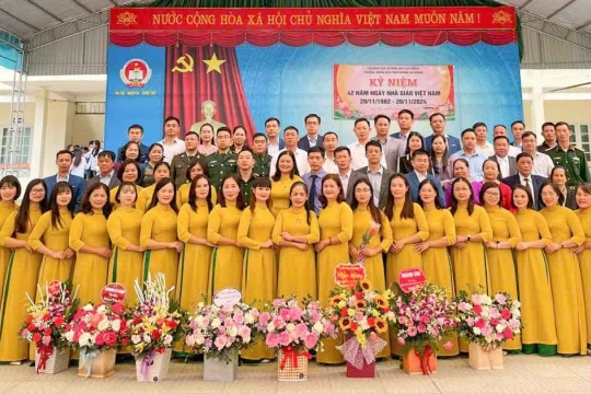 Trường THPT Nà Giàng dựng xây môi trường giáo dục toàn diện nơi biên cương