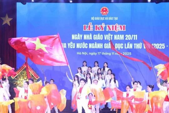 Kỷ niệm ngày Nhà giáo Việt Nam và Đại hội Thi đua yêu nước ngành Giáo dục