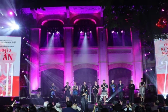 “Bản hòa ca tri ân“- Tôn vinh ngày nhà giáo Việt Nam