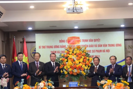 Khoa học công nghệ có tiến bộ đến đâu, gốc rễ của sự phát triển vẫn là con người