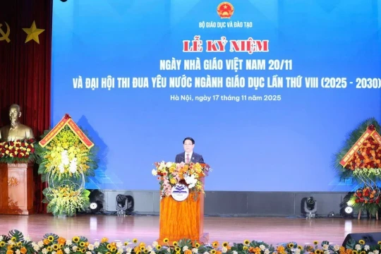 Giáo dục luôn đồng hành cùng những thăng trầm của dân tộc và lịch sử đất nước