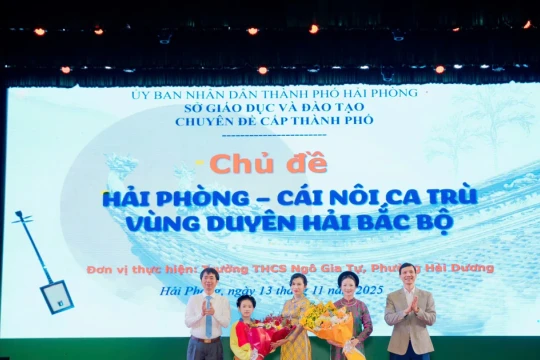 Lan toả vẻ đẹp Ca trù trong trường học tại Hải Phòng