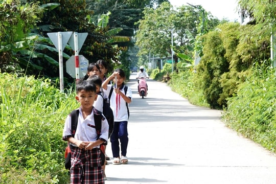 Một ấp đồng bào Khmer nổi tiếng khi có 200 nhà giáo