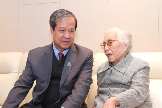 Nguyên Phó Chủ tịch nước Nguyễn Thị Bình gửi gắm kỳ vọng tới ngành Giáo dục