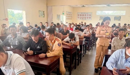 3 lý do nên tải ứng dụng VNeTraffic