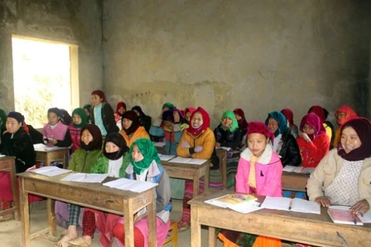 Nỗ lực xóa mù chữ cho đồng bào vùng cao Tuyên Quang