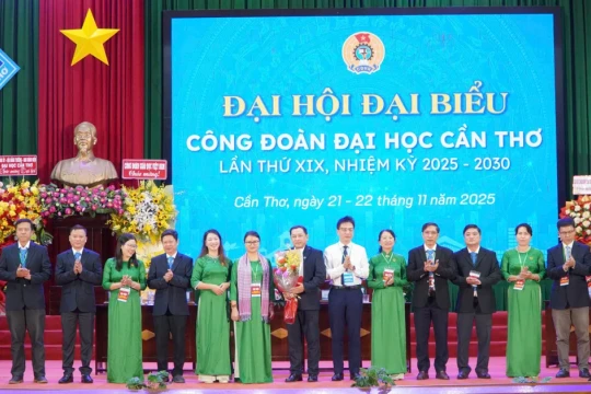 Công đoàn khẳng định vai trò trong quá trình tái cấu trúc, thực hiện mô hình Đại học Cần Thơ