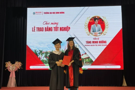 368 tân khoa Trường Đại học Bình Dương rạng rỡ trong lễ tốt nghiệp