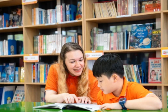 Đưa tiếng Anh thành ngôn ngữ thứ hai: Chiến lược nền tảng cho tương lai quốc gia