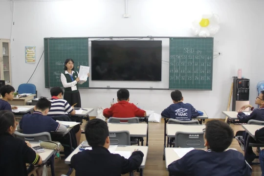 Sân chơi Toán ứng dụng 'Made in Vietnam' thu hút 12 quốc gia tham dự